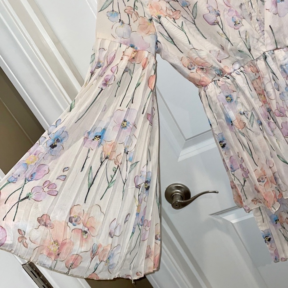 Shein Plunging Neck Floral Bell Sleeve Mini Dress - Picture 3 of 12